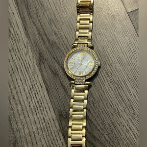 Vintage Valleta Gold Watch